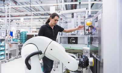 自动化专业与计算机专业 技术开发领域的双轨抉择